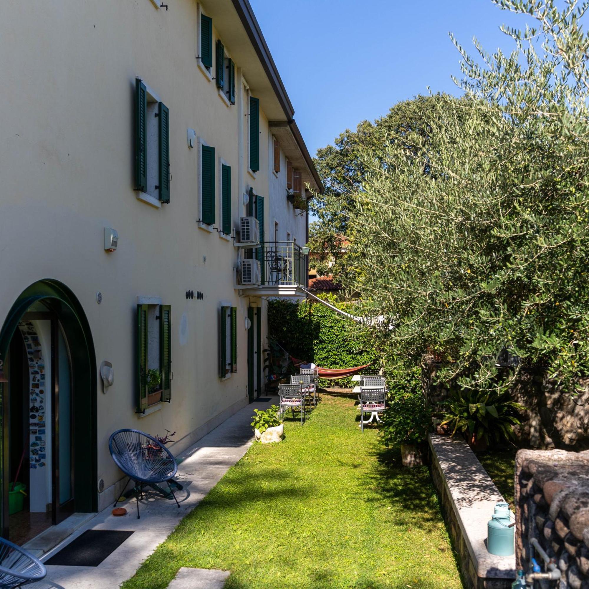 A Casa Di Tom Bed and Breakfast SantʼAmbrogio di Valpolicella Exteriör bild