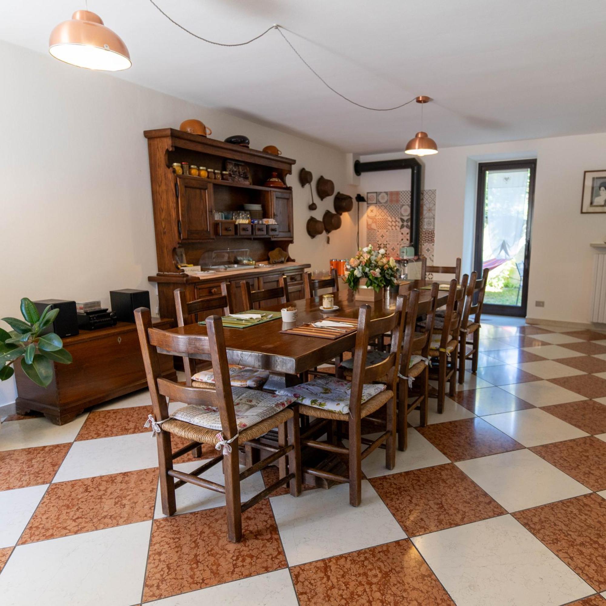 A Casa Di Tom Bed and Breakfast SantʼAmbrogio di Valpolicella Exteriör bild